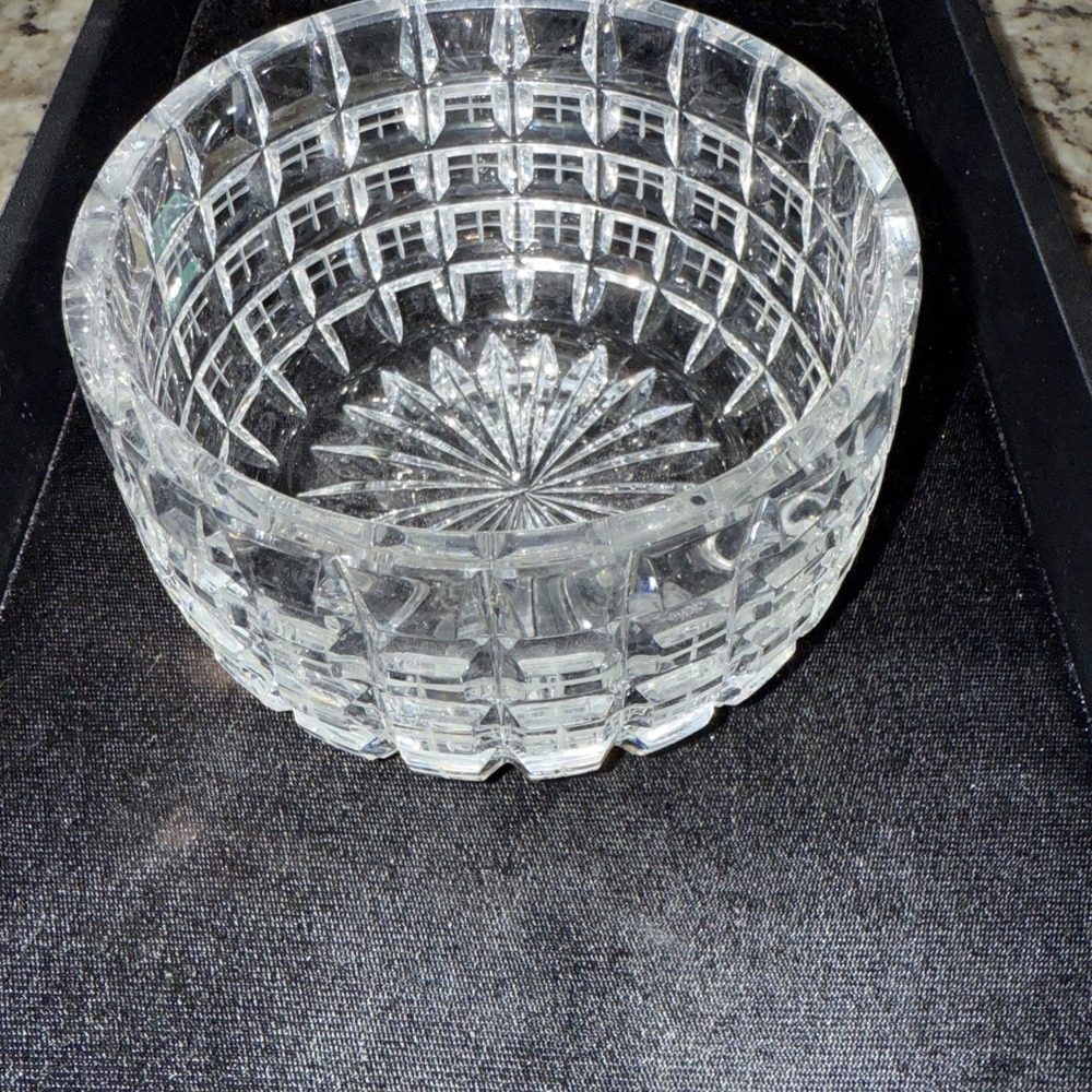 Vintage Lausitzer Heavy Deep Cut Crystal  Bowl  4 1/2 " Dia 5152.‎